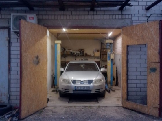 Продам срочно гараж Бровары