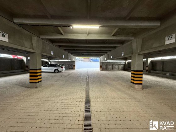 Продаж паркомісця у ЖК Містечко Центральне, вул.Височана, центр