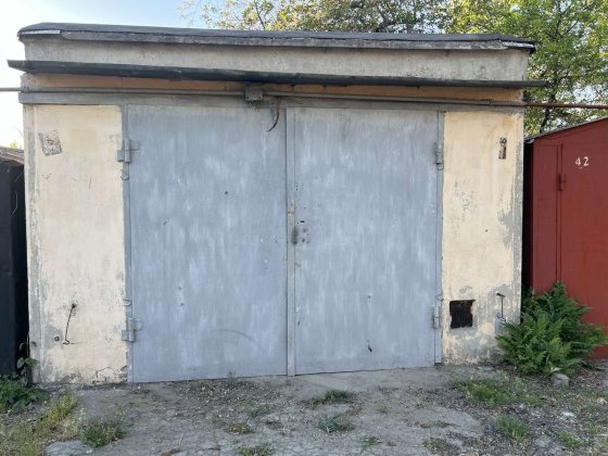 Продам бетонний гараж з ямою Кременчук