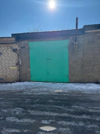 Гараж район Епіцентру - фото 1