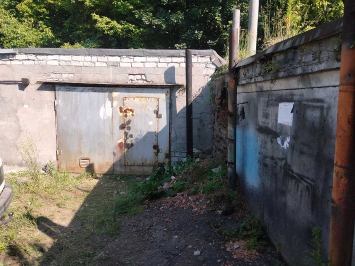 Гараж на Пугачова - фото 1