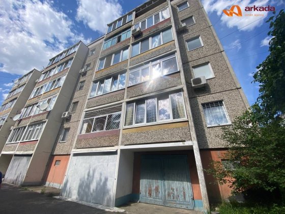 Продам гараж по вул. Тролейбусна!  Y Івано-Франківськ