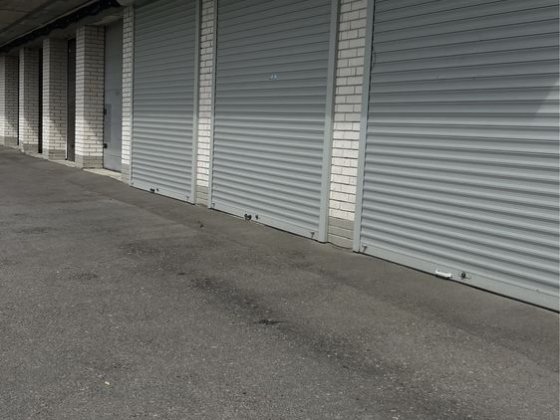 Продам гараж або обміняю на хату в селі в околиці 15 км Рівне