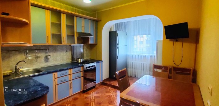 Продам двухкомнатную квартиру в Чернигове, район Массаны - фото 1