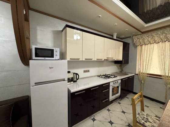 Простора 1-кімнатна квартира в новобудові з газовим опаленням ! Ужгород