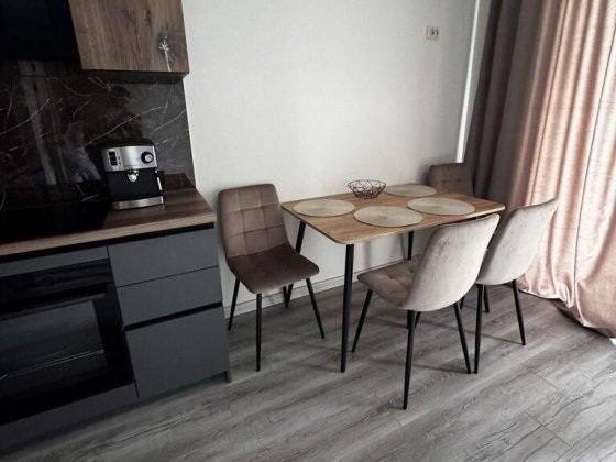 Стильна 1-кімнатна квартира в Клубному будинку Ужгород