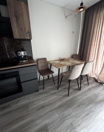 Стильна 1-кімнатна квартира в Клубному будинку - фото 1