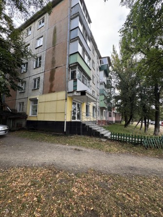 Терміновий продаж 2- х кімнатної квартири на вул. Жабинського - фото 1