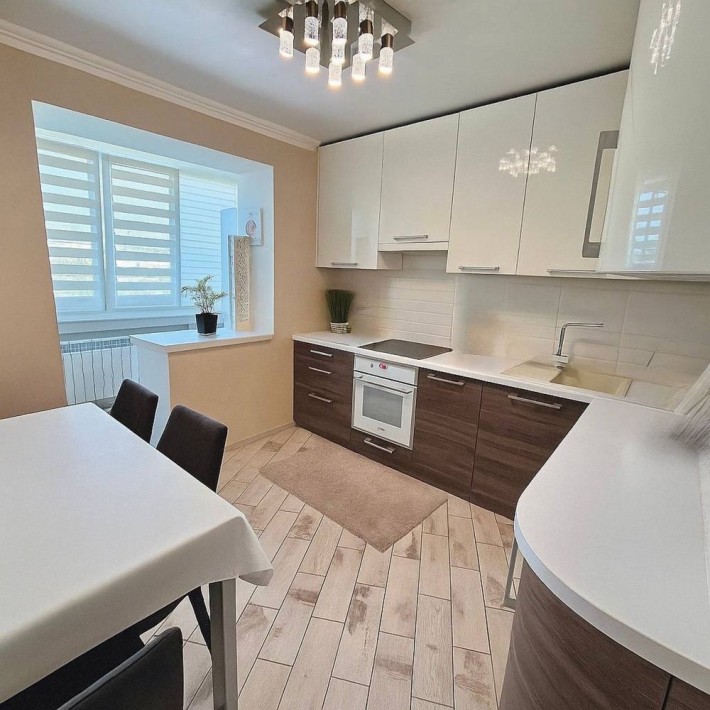 Продаж 2 к. квартири 58м2,  ЖМ Перемога-5, вул. Набережна Перемоги 126 - фото 1