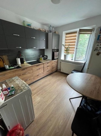 Простора 3-кімнатна квартира з індивідуальним опаленням, 65 м² - фото 1