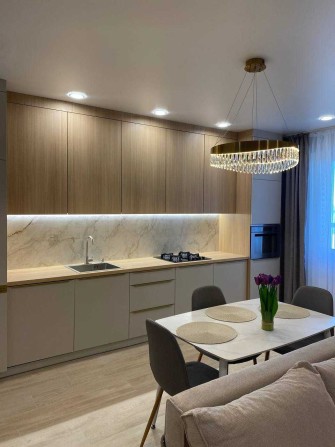 1-к квартира з дизайнерським  ремонтом та меблями ЖК Лісовий (Голівуд) - фото 1