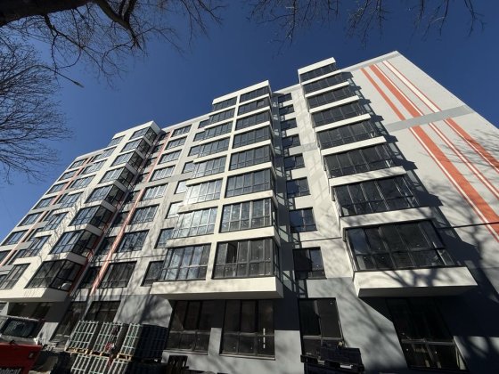 Продаж 1к квартири 50.9 кв. м на пл. Привокзальна 30 Винница