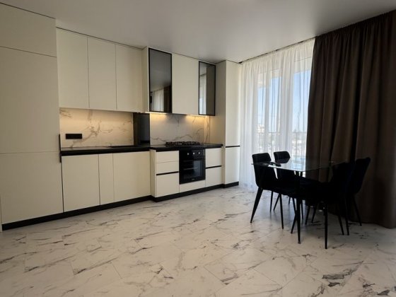 Продаж 2-х квартири в ЖК В4. Ужгород