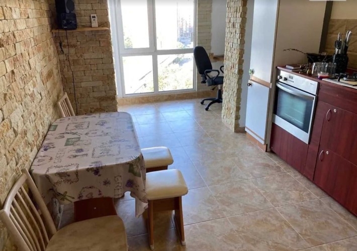 Продається сучасна з новим ремонтом 1-но кімнатна квартира в новому ЖК - фото 1