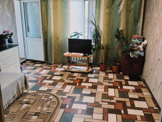 2 - комн. 49 м. кв. 4/9 Чешка. Левый берег. Дніпро