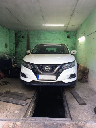 Цегляний гараж в Центрі з документами на землю - фото 1