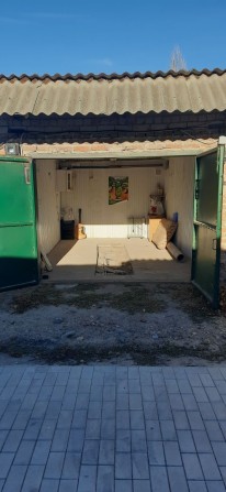 Продам капитальный гараж - фото 1