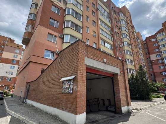 ПРОДАЖ! Підземний паркінг, Соборності 59а Полтава