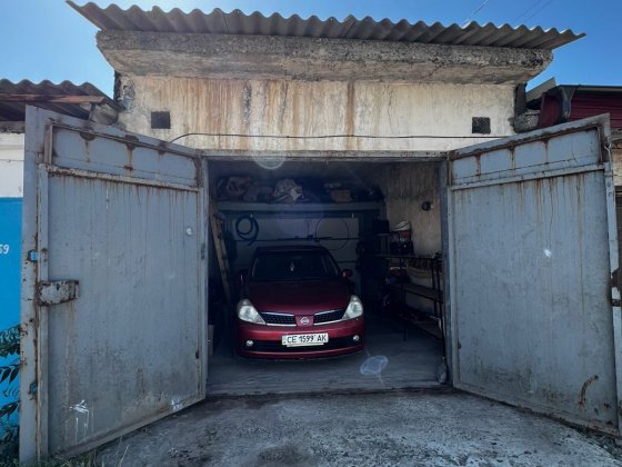 Продам цегляний гараж в районі Руської Черновцы