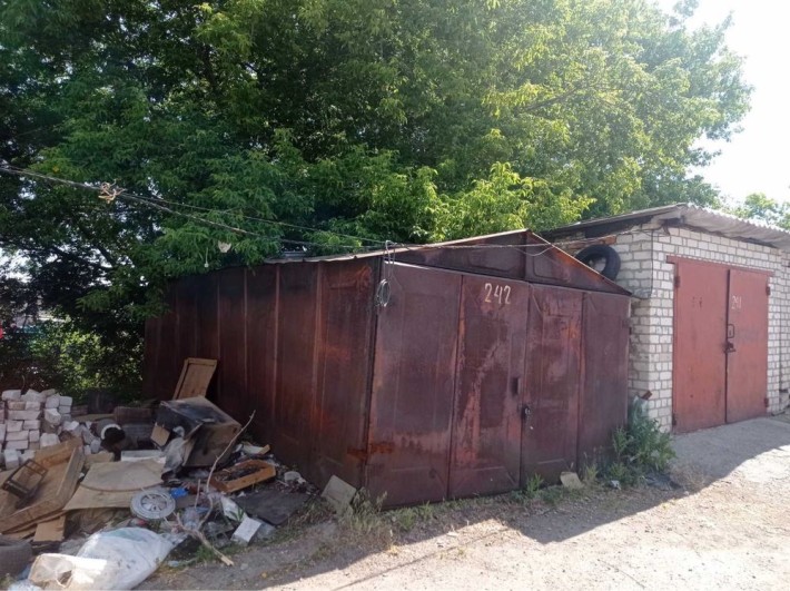 Продам місце під гараж АК Ротор - фото 1