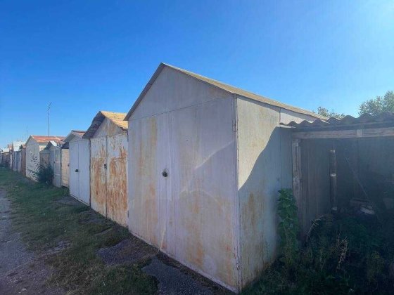Продам гараж у кооперативі, Київ (Озерна 5) Київ
