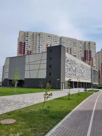 Варшавський 2 Продам ТОП широке паркомісце N24 шириною 3.5м   Олеся 2 - фото 1
