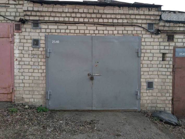 Продам капітальний гараж на Тополь-1.  Документи оформлені. Власник. - фото 1