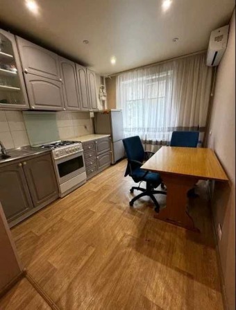 СРОЧНО продажа ШИКАРНОЙ 1 комн квартиры В ЦЕНТРАЛЬНОМ районе - фото 1