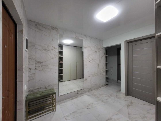 Продається 3 кімнатна квартира район Поділля 2342 Винница