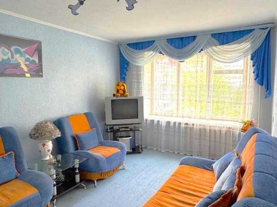 2к квартира середній поверх (колишній гуртожиток), р-н. Київська Винница