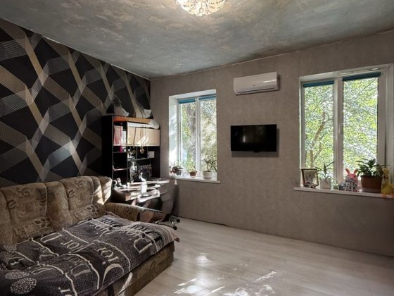 Продам 2к кв на Мазепы,  камянская, ивасюка, петровского Днепр