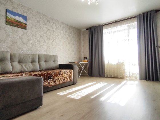 Затишна 2-х кімн.квартира з лічильником тепла та ремонтом/SZ Чернігів