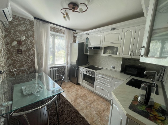 Продам 3к квартиру на ж/м Перемога 6, бульвар Слави. Без комісії. - фото 1