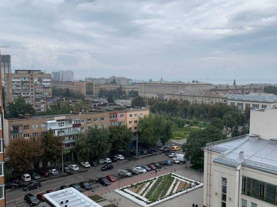 2 кім. квартира вул. Гоголя Центр міста (за Драмтеатром). Черкаси