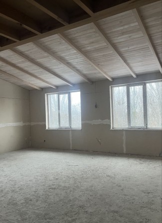 Продам дворівнену квартиру з мансардою - фото 1