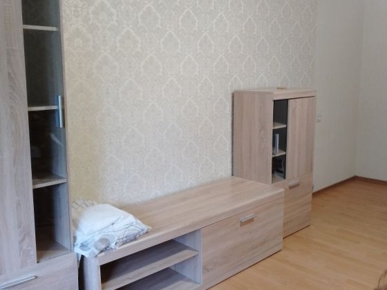 Продається 1 км. квартира можна під комерцію Черкассы