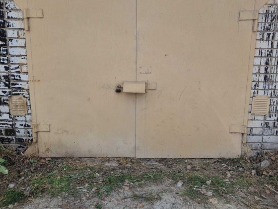 Гаараж для себе та рiдних. Дніпро