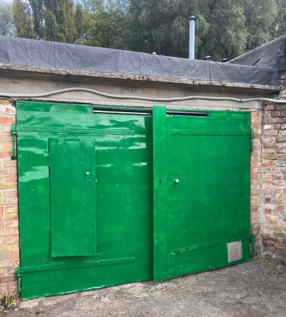 Продам цегляний гараж Шевченківський р-н, вул.Ризька 73а, метро Сирець - фото 1