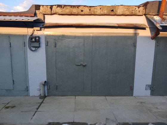 Продам  кирпичный  гараж на улице Медовая 9. Київ