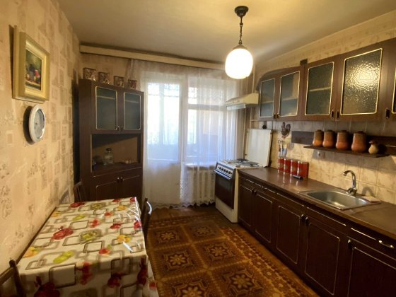 Продаж 3-к квартири Чернигов