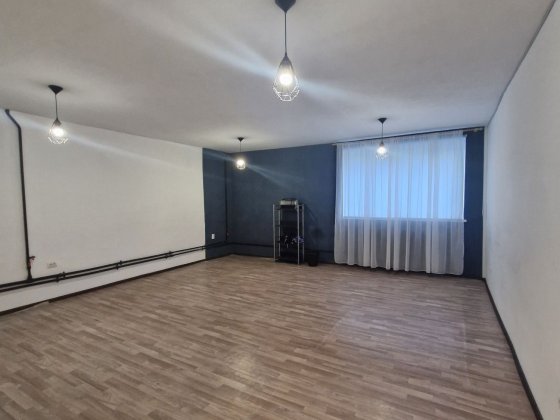 Продається 1 к.квартира в центрі міста  під комерцію. Житомир