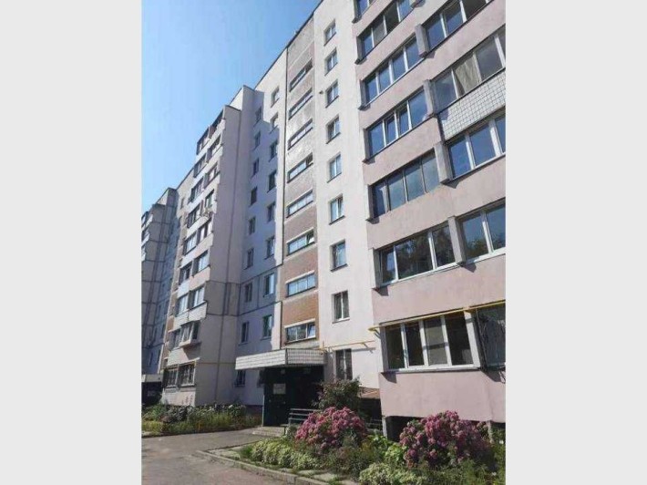 Продам 3 кімнатну квартиру - фото 1
