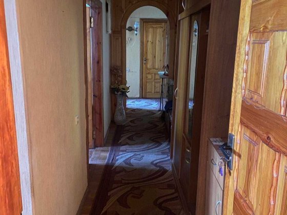 Продаж 3-кімнатної квартири Чернигов