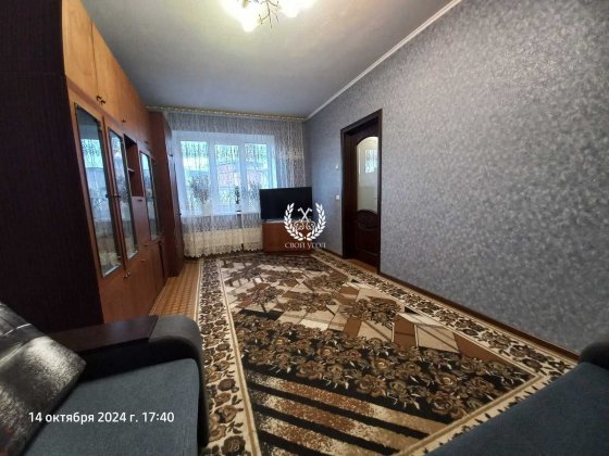 Продам 4-х кімнатну квартиру в Чернігові ( вул. Незалежності) Чернигов