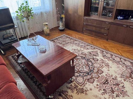 2 кім квартира у районі 19 школи, Цегляний будинок Житомир