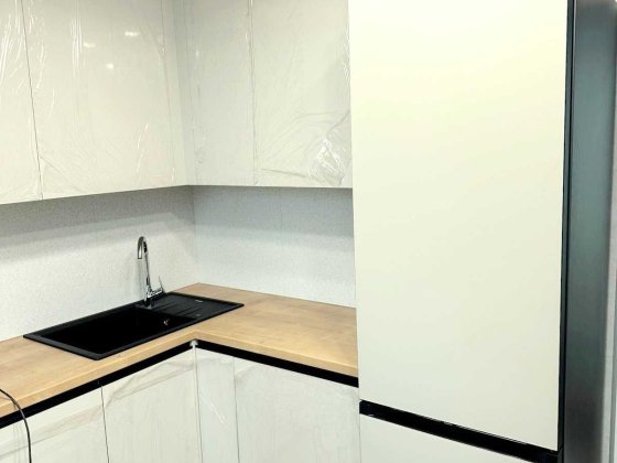 Продам 4- х кімнатну квартиру на Вишенці 9448 Винница