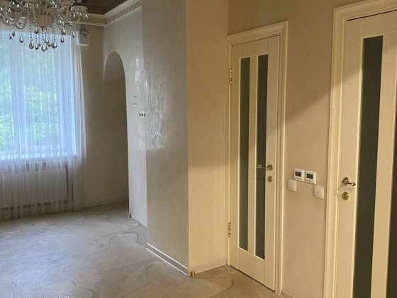 Цену знижено.  3 кімнатна квартира. Вул Летна. Чернигов