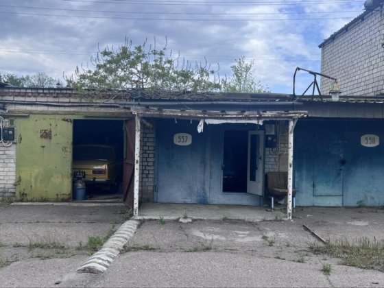 Продам три гаража в комплексе Николаев