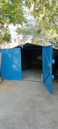 Продам разборной секционный гараж в нормальном состоянии. Без места. - фото 1