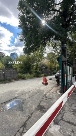 Гараж в ГК «Перемога» поруч з Alter Ego, Skyline, Cardinal, Аристократ - фото 1